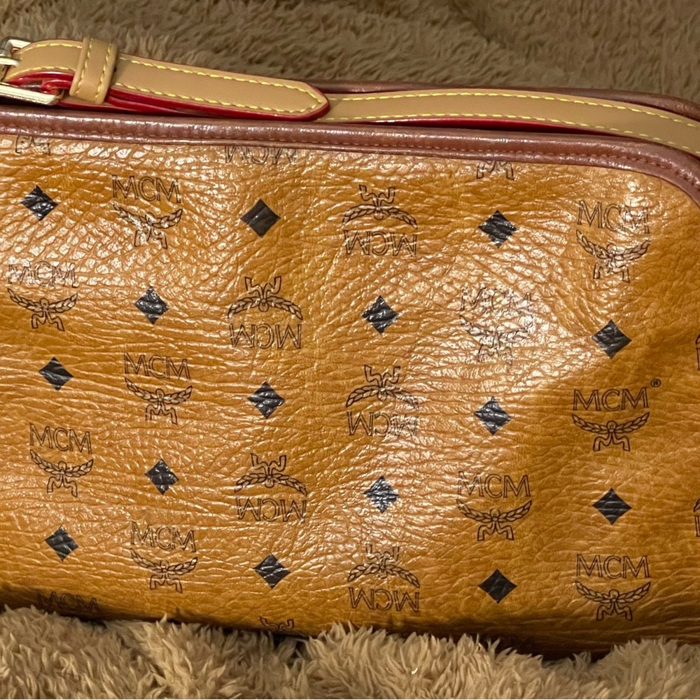 MCM cognac clutch travel bag - Picture 2 of 14